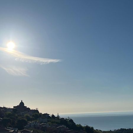 Seta Luxury Apartment Roseto Degli Abruzzi Luaran gambar