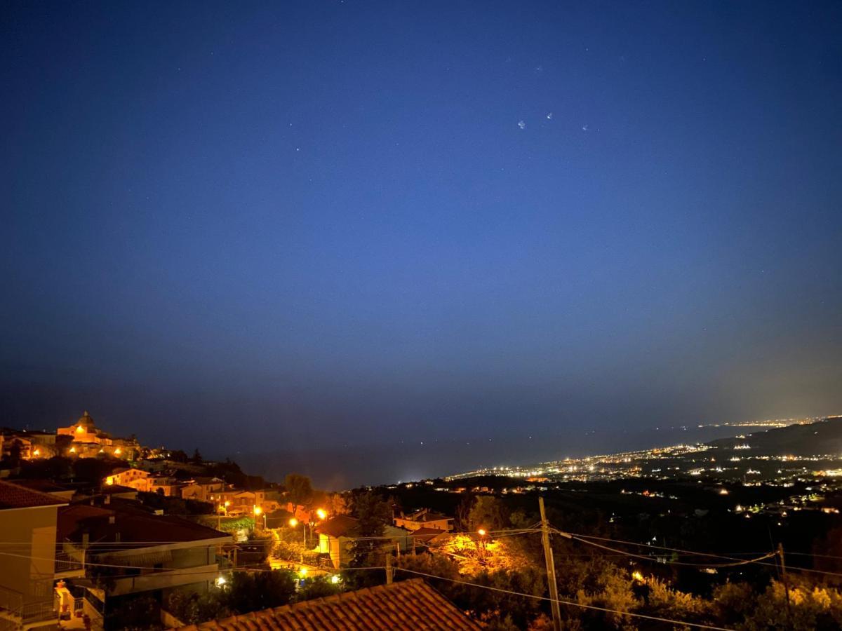 Seta Luxury Apartment Roseto Degli Abruzzi Luaran gambar