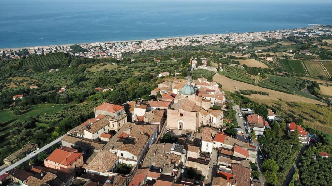 Seta Luxury Apartment Roseto Degli Abruzzi Luaran gambar