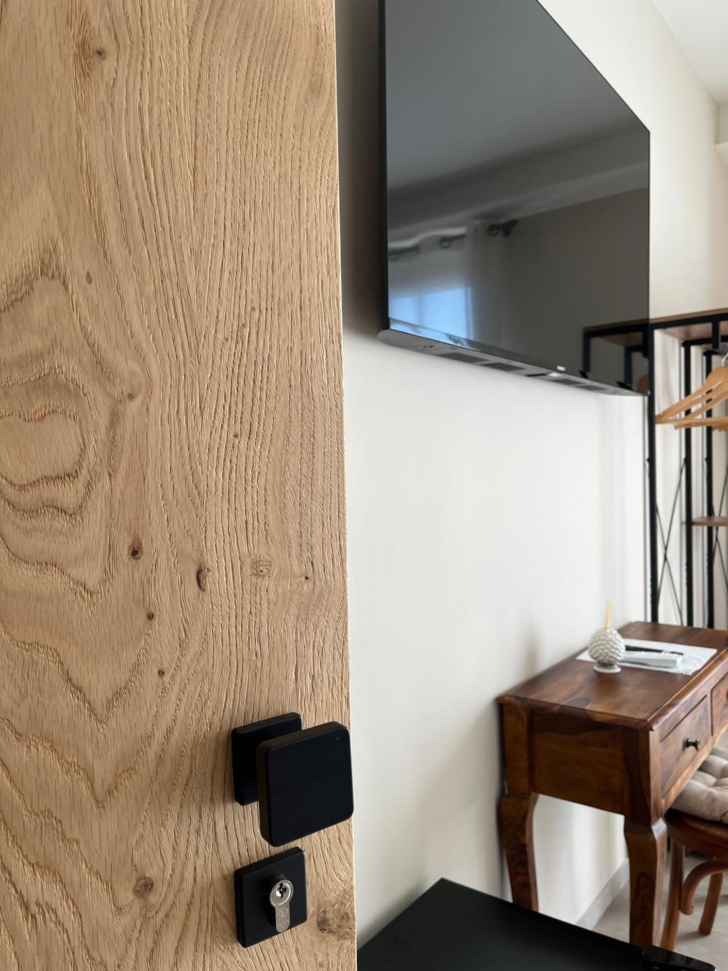 Seta Luxury Apartment Roseto Degli Abruzzi Luaran gambar