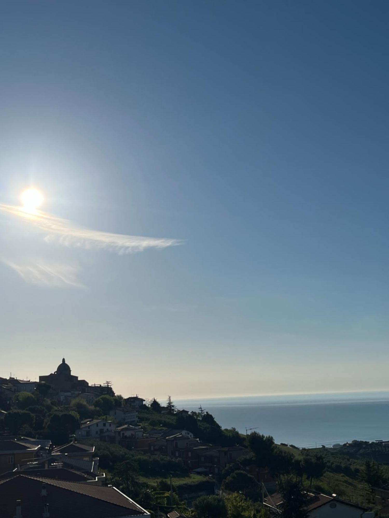 Seta Luxury Apartment Roseto Degli Abruzzi Luaran gambar