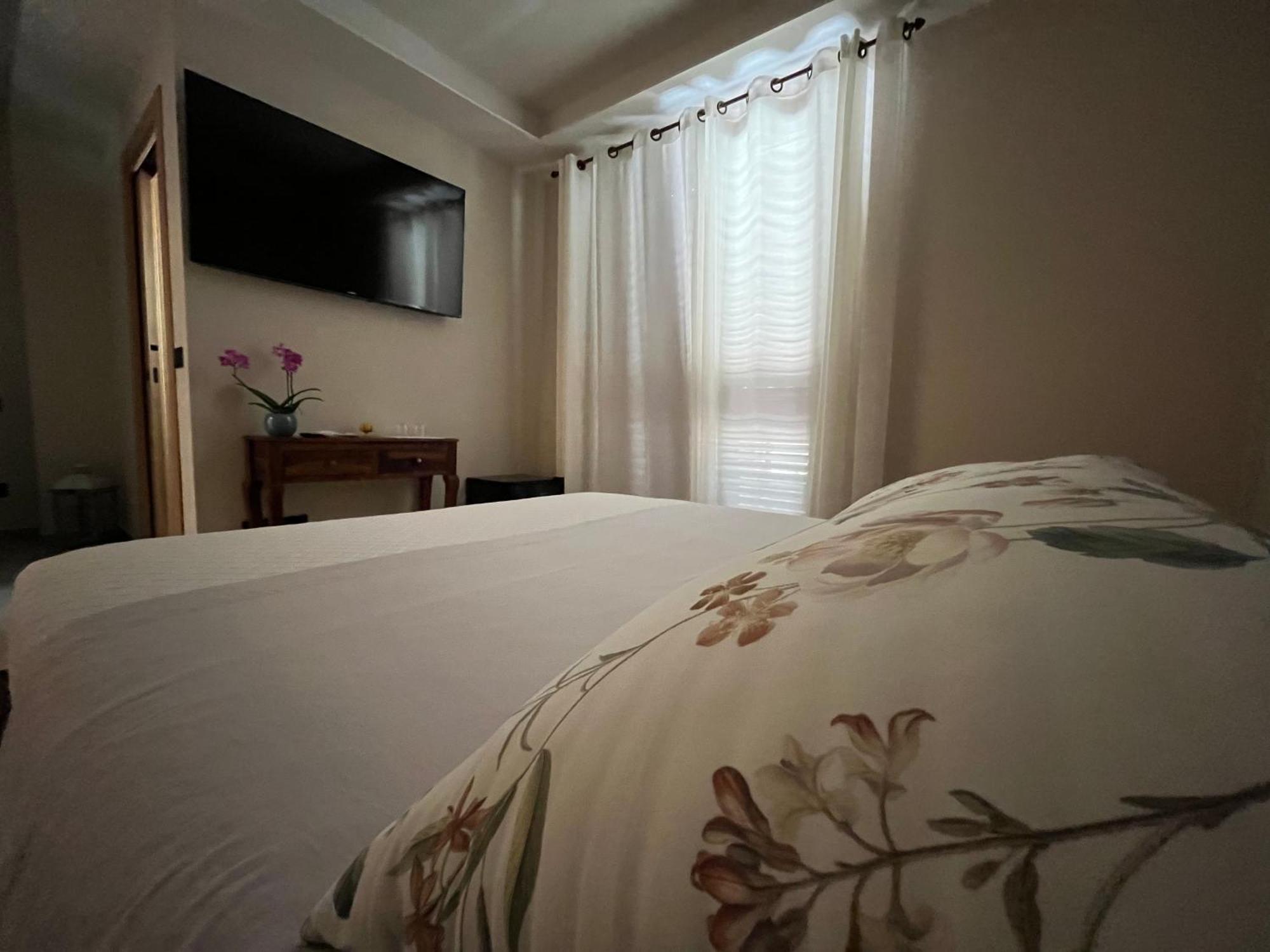 Seta Luxury Apartment Roseto Degli Abruzzi Luaran gambar