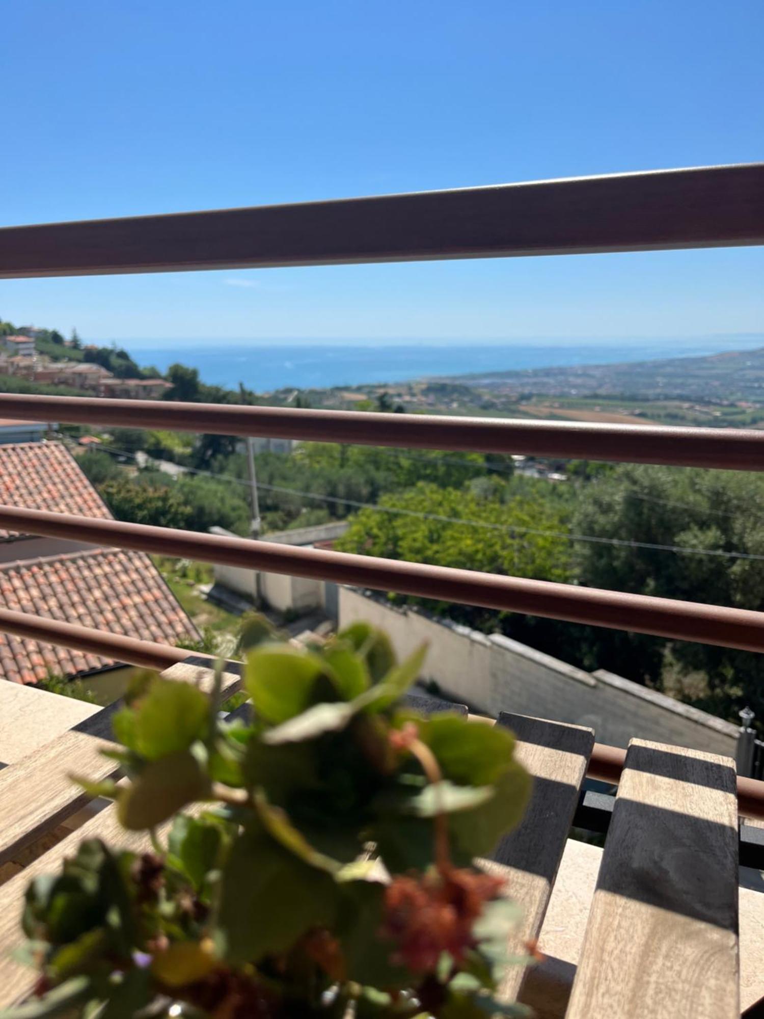 Seta Luxury Apartment Roseto Degli Abruzzi Luaran gambar