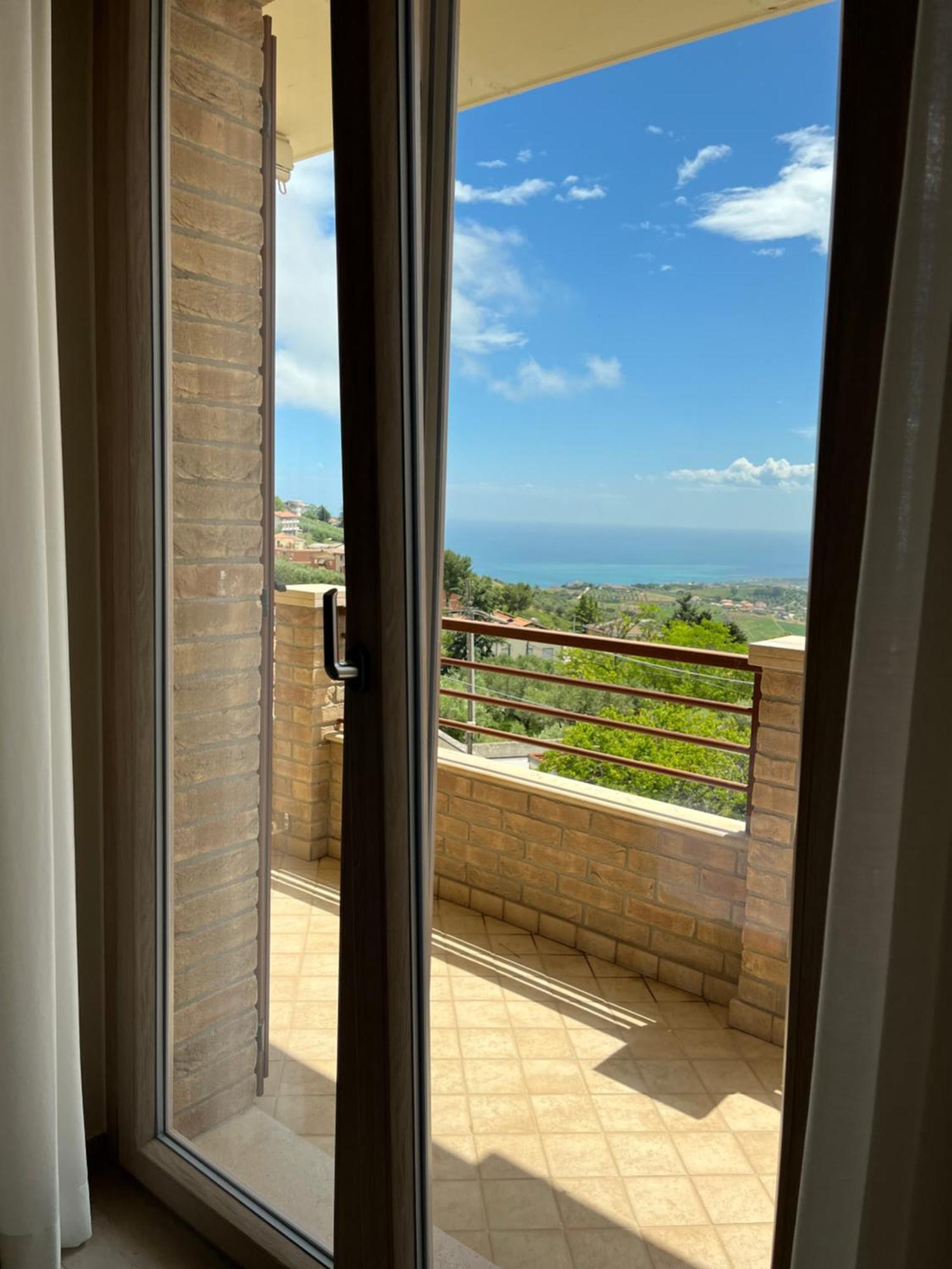 Seta Luxury Apartment Roseto Degli Abruzzi Luaran gambar
